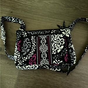 Vera Bradley like new purse